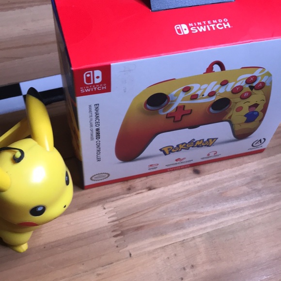 Enhanced Wired Controller for Nintendo Switch - Pokémon: Oran Berry Pikachu - Picture 16 of 16